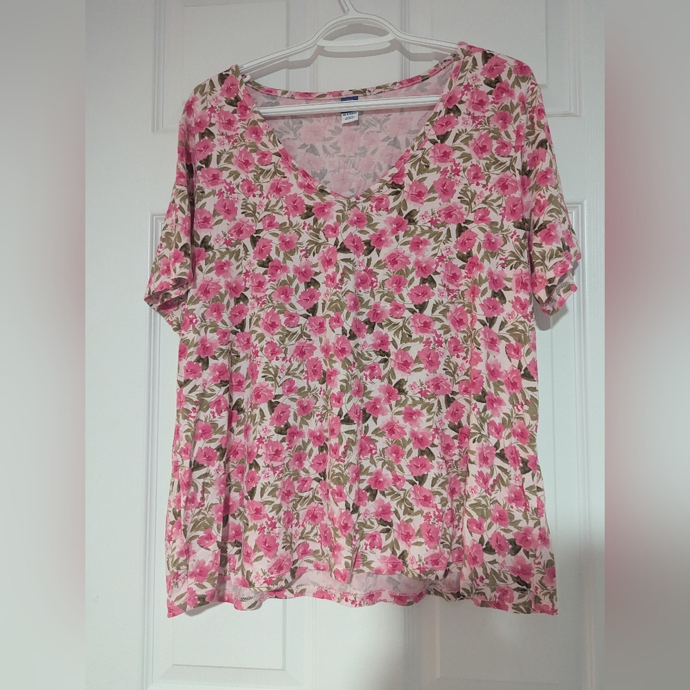 old Navy Floral Pink Women's Top size Large